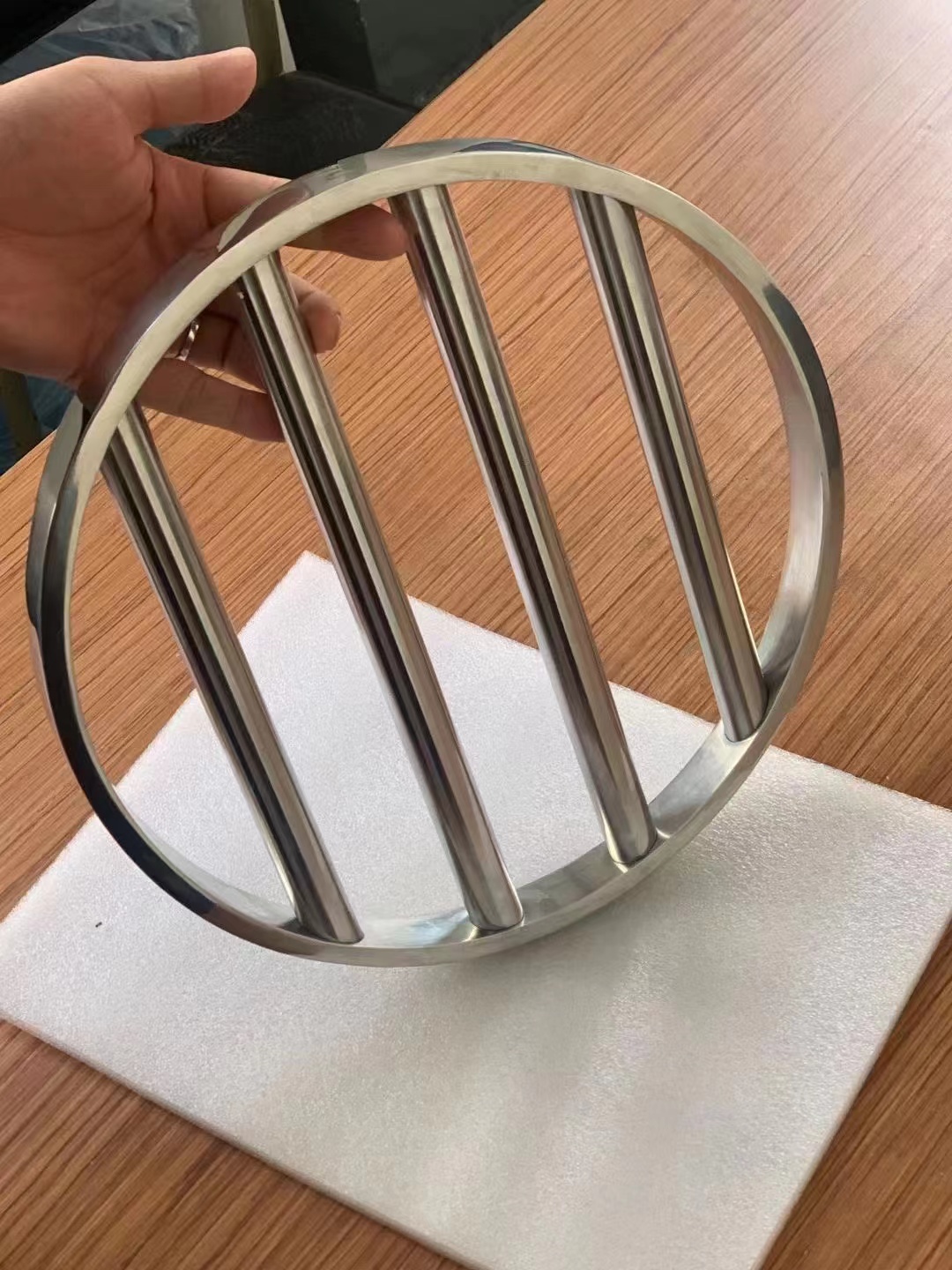 magnetic grate